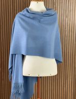 Pashmina Azul Clara com Franjas