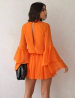 Vestido Curto Laranja Vanda