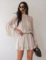 Vestido Curto Areia Vanda