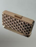 Clutch Dourada em Metal
