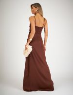 Vestido Longo Marrom em Cetim Priscila