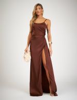 Vestido Longo Marrom em Cetim Priscila