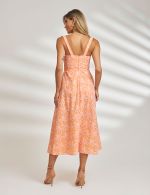 Vestido Midi Laranja em Laise Nicole