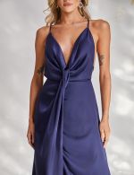 Vestido Longo Azul Marinho em Cetim Chloe