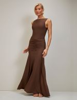 Vestido Longo Marrom Mirella
