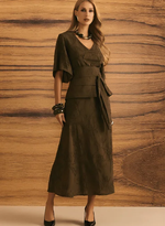 Saia Feminina Super Midi Com Detalhe