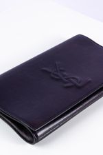 Clutch Saint Laurent envelope preta
