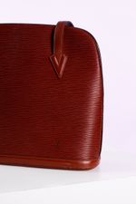 Bolsa Louis Vuitton Lussac Epi Caramelo