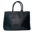 Bolsa Prada Saffiano Galeria Preta