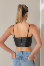 Cropped de Couro Gala