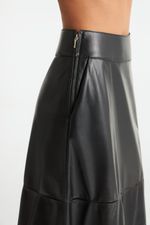 Saia de Couro Legítimo FIG+GC Preto