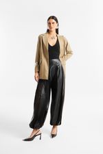 Calça de Couro Legítimo Myrien Preto