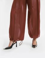 Calça de Couro Legítimo Myrien Mogno