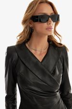 Blusa de Couro Legítimo Leonor Preto