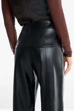 Calça de Couro Legítimo Lucca Preto