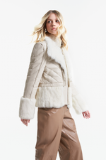 Casaco de Couro Legítimo e Pele Boreal Off White