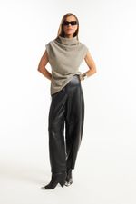 Calça de Couro Legítimo Mira Preto