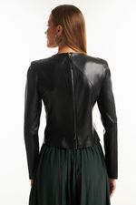 Blusa de Couro Legítimo Brooke Preto