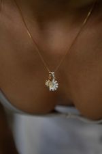 Colar Almas Mescla (Sol dourado e Lua prata Cravejados)