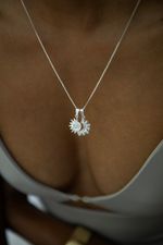 Colar Almas (Sol e Lua Cravejados)