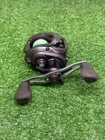 SEMI NOVA - DAIWA TATULA 200 HS - DIREITA 