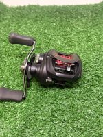 SEMI NOVA - DAIWA TATULA 100XS 60YEARS - DIREITA 