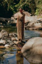 Vestido Chiffon de Seda Impressão Botânica Rosas Pietra - Flavia Aranha