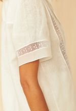 Camisa Jeane Renda Singeleza
