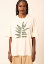 Camiseta Algodão Orgânico Flavia Abre Caminho Mata Atlântica 