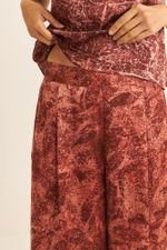 Calça Seda Impressão Botânica Crajiru  Vermelho  Bethânia 