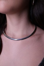 Colar Chocker Elegância Reta folheado em prata