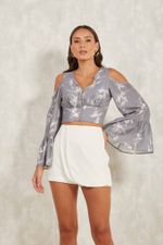 BLUSA CROPPED MANGA FLARE