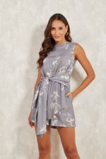 BLUSA REGATA COM AMARRACAO FRONTAL