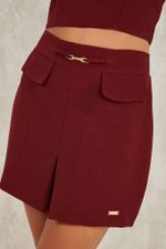 SAIA EM LINEN COM LAPELAS E DETELHE METALICO
