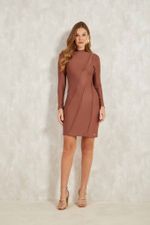 VESTIDO CURTO GOLA ALTA