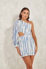 VESTIDO CURTO RETO COM RECORTE