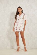 VESTIDO CURTO COM BABADO SOBREPOSTO