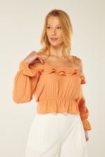 BLUSA COM BABADOS