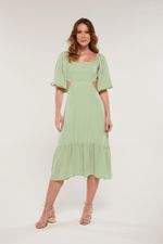 VESTIDO MIDI COM FENDA