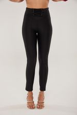 CALÇA COM TRANÇADO NA FRENTE