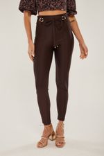 CALÇA COM FIVELA DOURADA