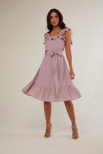 VESTIDO MIDI COM BABADO
