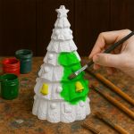 Árvore de Natal em Gesso 18cm Decorada Peça Grande para Artesanato e Decoração Natalina
