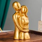Escultura Casal Abraçando em Gesso Decoração Minimalista Romântica para Sala e Quarto
