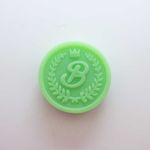 Forma de Silicone Letra Folha de Louro com Coroa
