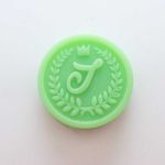 Forma de Silicone Letra Folha de Louro com Coroa