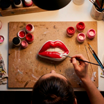 Peça em Gesso Boca Grande Decorativa de Parede Mordendo os Labios Decoração para Quarto Sala Studio Motel