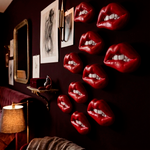 Peça em Gesso Boca Grande Decorativa de Parede Mordendo os Labios Decoração para Quarto Sala Studio Motel