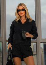 Shorts Corta Vento Beatriz Preto