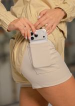 Shorts Corta Vento Beatriz Bege